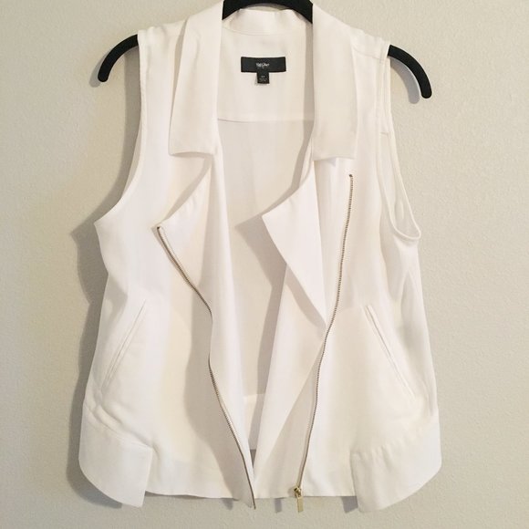 Mossimo Supply Co. Jackets & Blazers - 2/28 MOSSIMO VEST